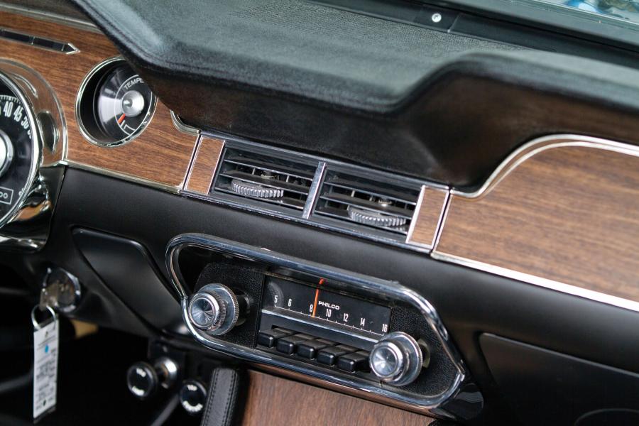  Shelby GT500 KR Convertible 1968 года  (фото 33 из 58)